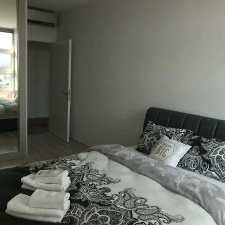 Luxury Flat In Yenikent *