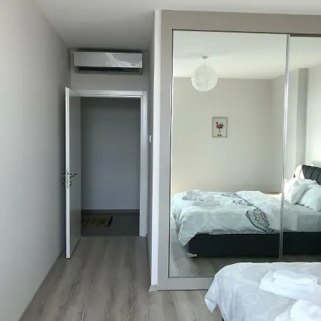 Luxury Flat In Yenikent Apartment *